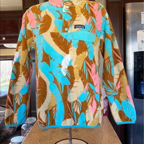 Women’s Patagonia Synchilla Snap-T Pullover - Picture 3 of 10